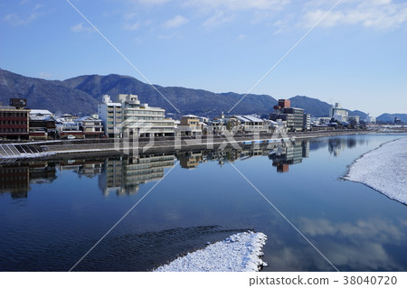 Nagara河在冬天 38040720