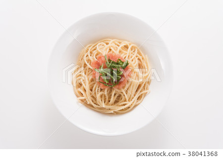 Spaghetti with sweet potato 38041368