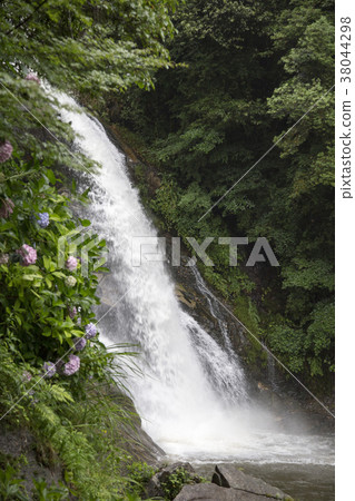 Waterfall on the way back from Karatsu city in Saga prefecture Waterfall on the way back from Karatsu city in Saga prefecture 38044298