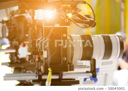 professional camera equipment 38045001