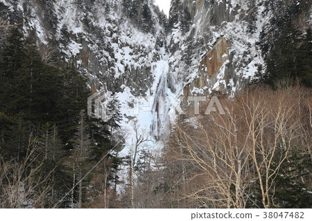 Sounkyo Gorge / Winter meteor waterfall 38047482