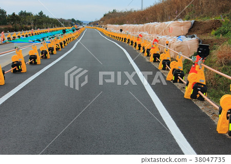 施工image_路障_道路施工 38047735