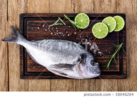 fresh dorado fish 38048264