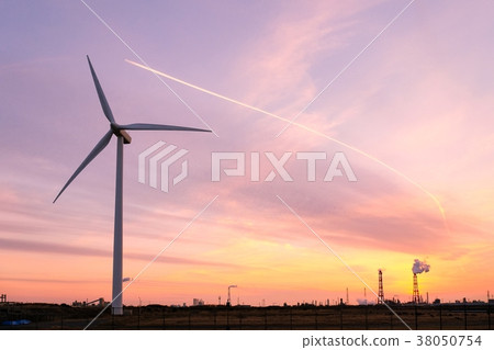Industrial zone, evening scene Industrial zone, evening scene 38050754