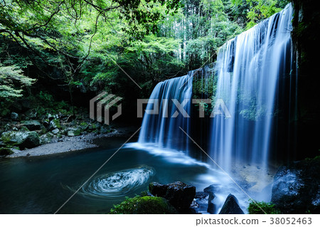 Nabegara Falls Nabegara Falls 38052463