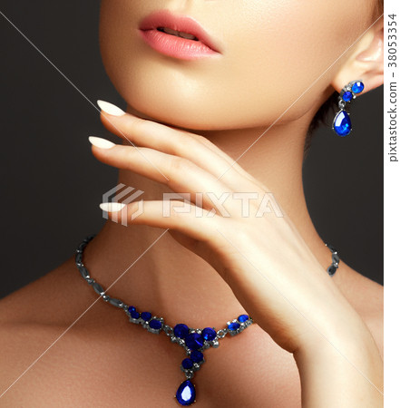 Fashion and beauty. Creative makeup. Beauty face 38053354
