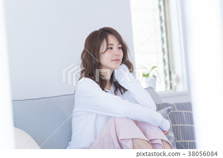 Young Woman, Portrait, Holiday, Relax 38056084
