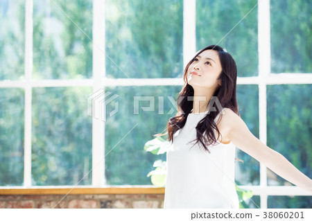 Beauty Young lady 38060201