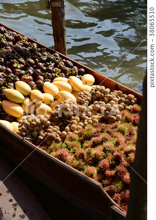Thailand Floating Market (Damnun Saduak) Thailand Floating Market (Damnun Saduak) 38065510