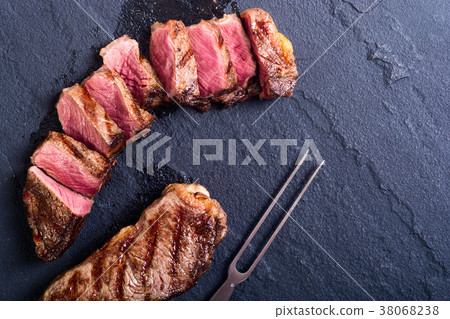 Grilled New York steak 38068238