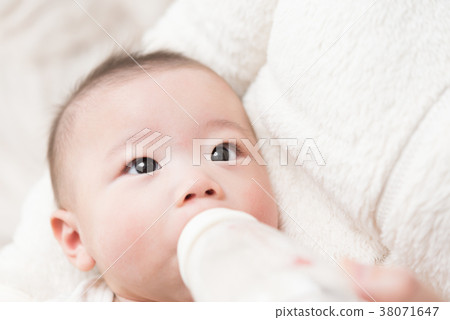 嬰兒 38071647