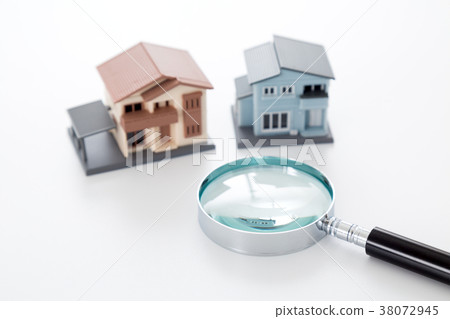 A house 38072945