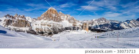 Cinque Torri and Tofane 38073713