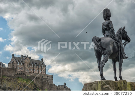 edinburgh, edinburgh castle, scottish history 38077250