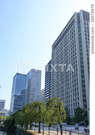 都市風景(東京,大手町,初夏) 都市風景(東京,大手町,初夏) 38078979