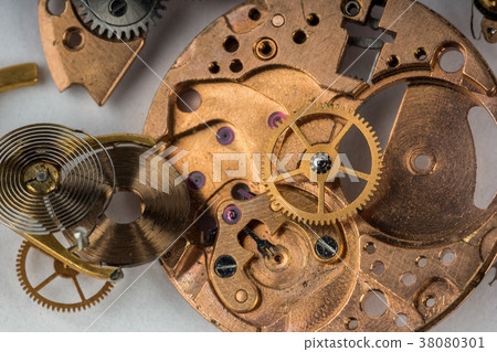 Broken watch mechanism 38080301