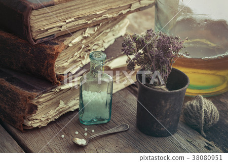 Books, medicinal herbs, homeopathic globules vial 38080951