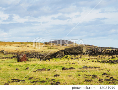 Moai on Easter Island, Chile Moai on Easter Island, Chile 38081959