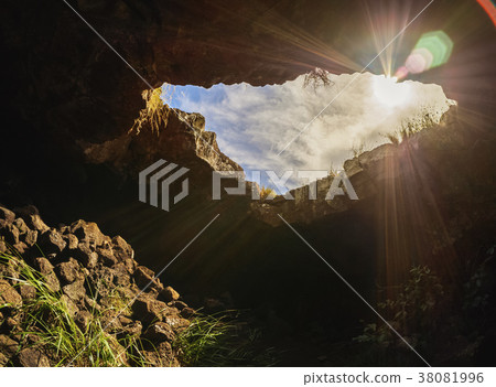 Ana Te Pahu Cave on Easter Island, Chile 38081996