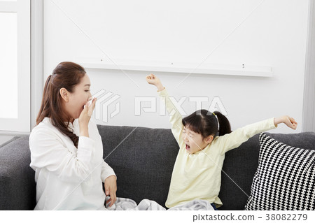 Housing, Life, Family, Mother, Daughter, Korean Housing, Life, Family, Mother, Daughter, Korean 38082279