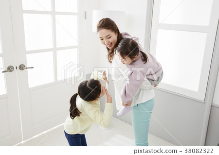 住房，生活，家庭，母親，女兒，韓國人 38082322