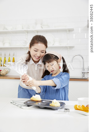 烹飪,母親,女兒,韓國人 烹飪,母親,女兒,韓國人 38082445
