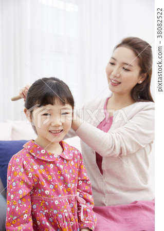 住房，生活，家庭，母親，女兒，韓國人 38082522