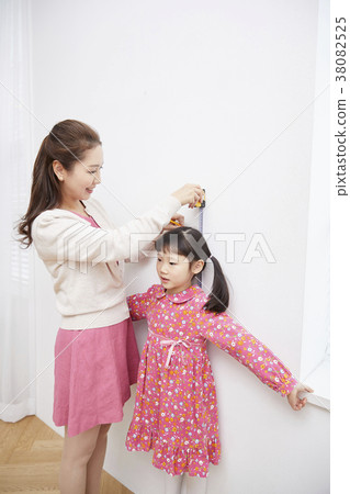 住房，生活，家庭，母親，女兒，韓國人 38082525