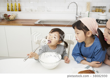 Cooking, Mother, Daughter, Korean 38082930
