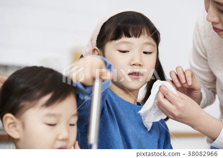 Cooking, Mother, Daughter, Korean 38082966