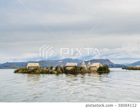 Uros Islands on Lake Titicaca in Peru 38084112