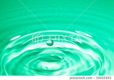 水滴和漣漪 照片素材 圖片 圖庫