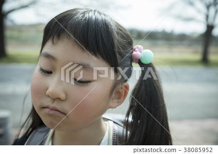 Falling first grader girl 38085952