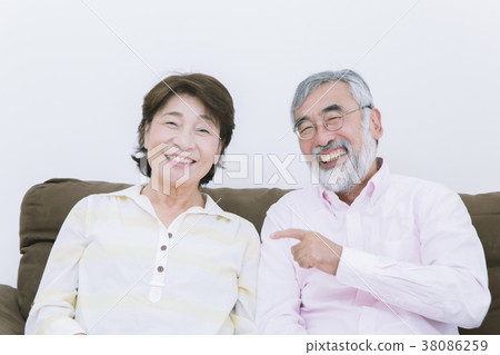 Bright old age image Senior couple healthy Bright old age image Senior couple healthy 38086259