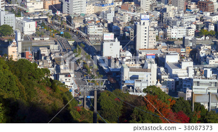 從山頂的德島市鳥棲。 從山頂的德島市鳥棲。 38087373