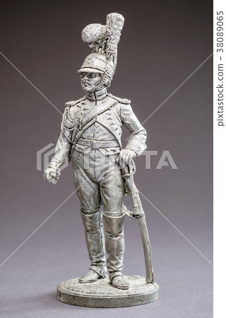 tin soldier toy 38089065