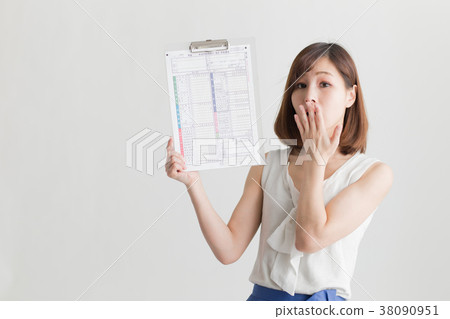 Casual Portrait · White Back 38090951