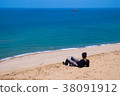 Sand dune and sea 38091912