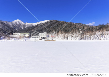 Tower lake in the winter season 38092733