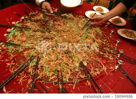 Yee sang, a special dish during Chinese New Year Yee sang, a special dish during Chinese New Year 38094986