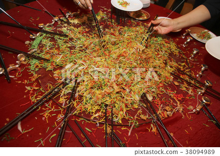 Yee sang, a special dish during Chinese New Year Yee sang, a special dish during Chinese New Year 38094989
