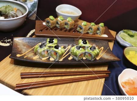 Japanese cuisine food 38095010