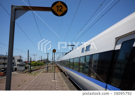 Thunderbird系列683 4000系列（側面） 38095792