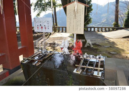 靜岡神社 38097286