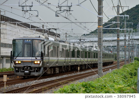 223系列7000東海道8號線車 223系列7000東海道8號線車 38097945