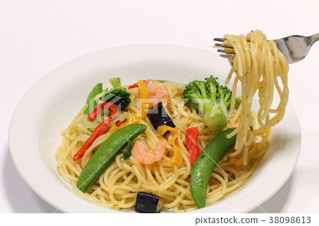 蝦和蔬菜peperoncino 38098613