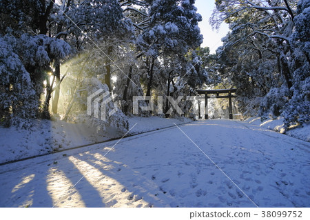 1月明治經40 40 40 201年光明雪景 38099752