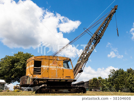 Old Crane Arm 38104608