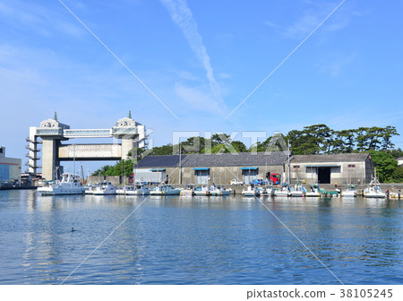 Numazu Port-18803 38105245