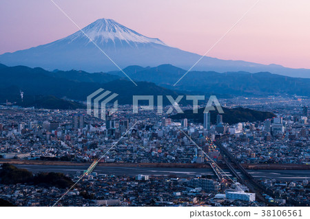 靜岡市容和富士山，黎明 38106561